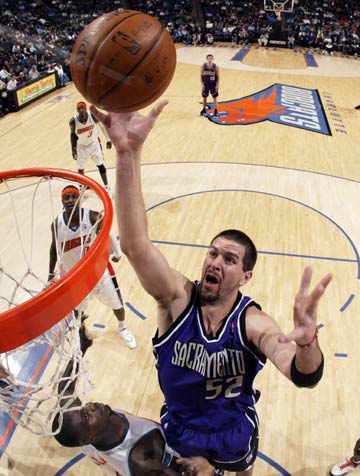 国足实现从 国足实现从